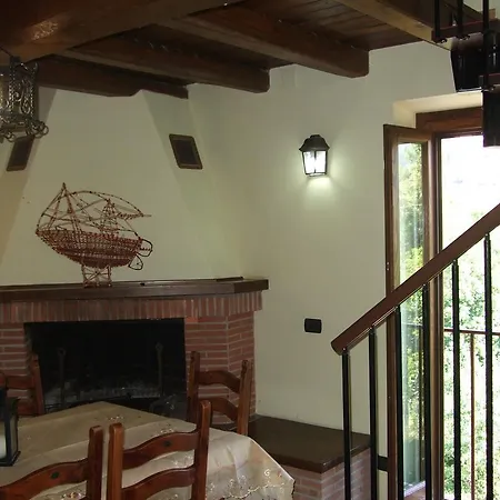 Apartamento Il Casale Di Pino E Rita Subiaco Habitación foto